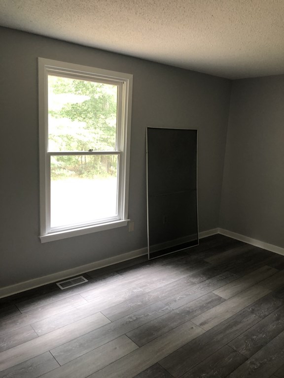 10 Groton Road, Unit B2 Westford, MA 01886 - Photo 8 of 10