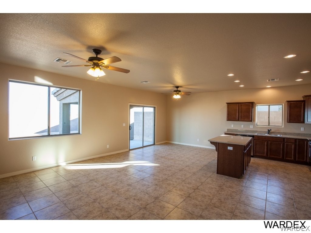 3310 Motherload Road Kingman, AZ 86401 - Photo 4 of 8 Gallery Image 4