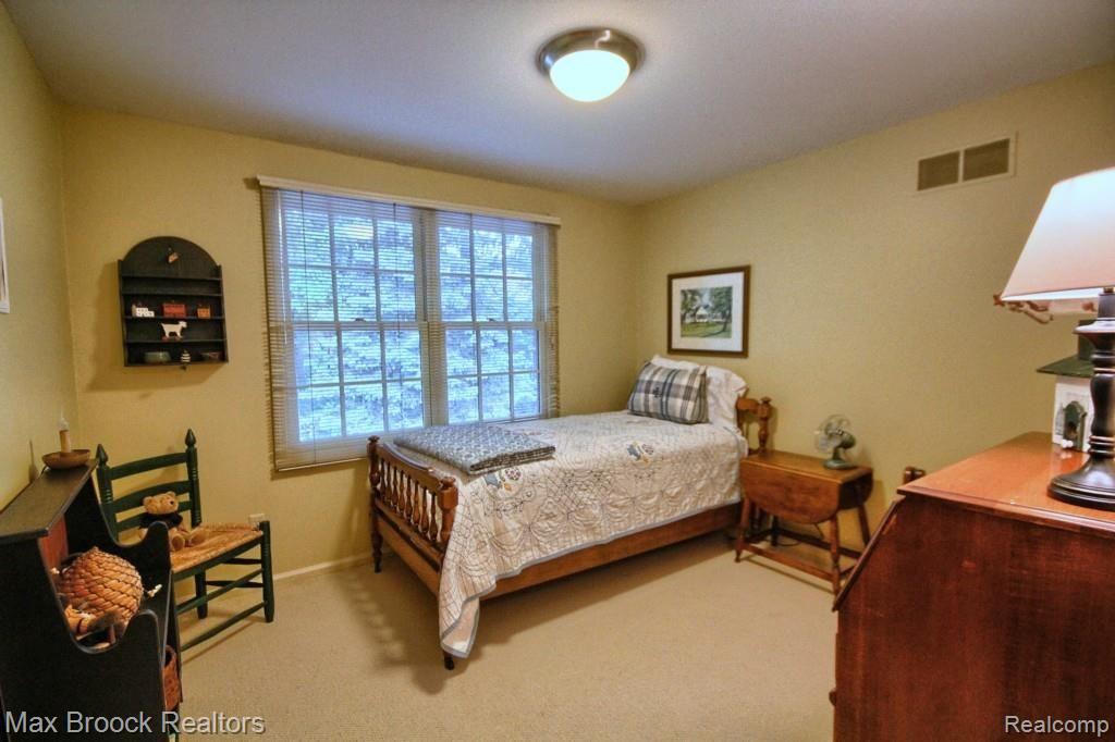 4686 Brightmore Road Bloomfield Hills, MI 48302 - Photo 33 of 42 4th_Bedroom.jpg