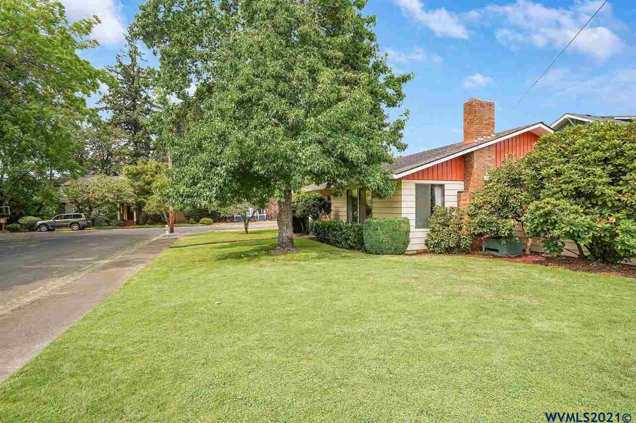 405 Southwest Walnut Street Albany, OR 97321 - Photo 2 of 33