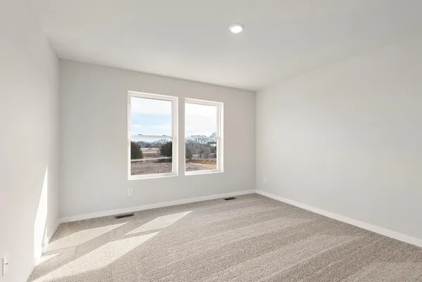 $394,900 | 39729 Fallbrook Avenue, North Branch, MN 55056