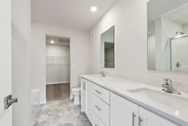 $394,900 | 39729 Fallbrook Avenue, North Branch, MN 55056