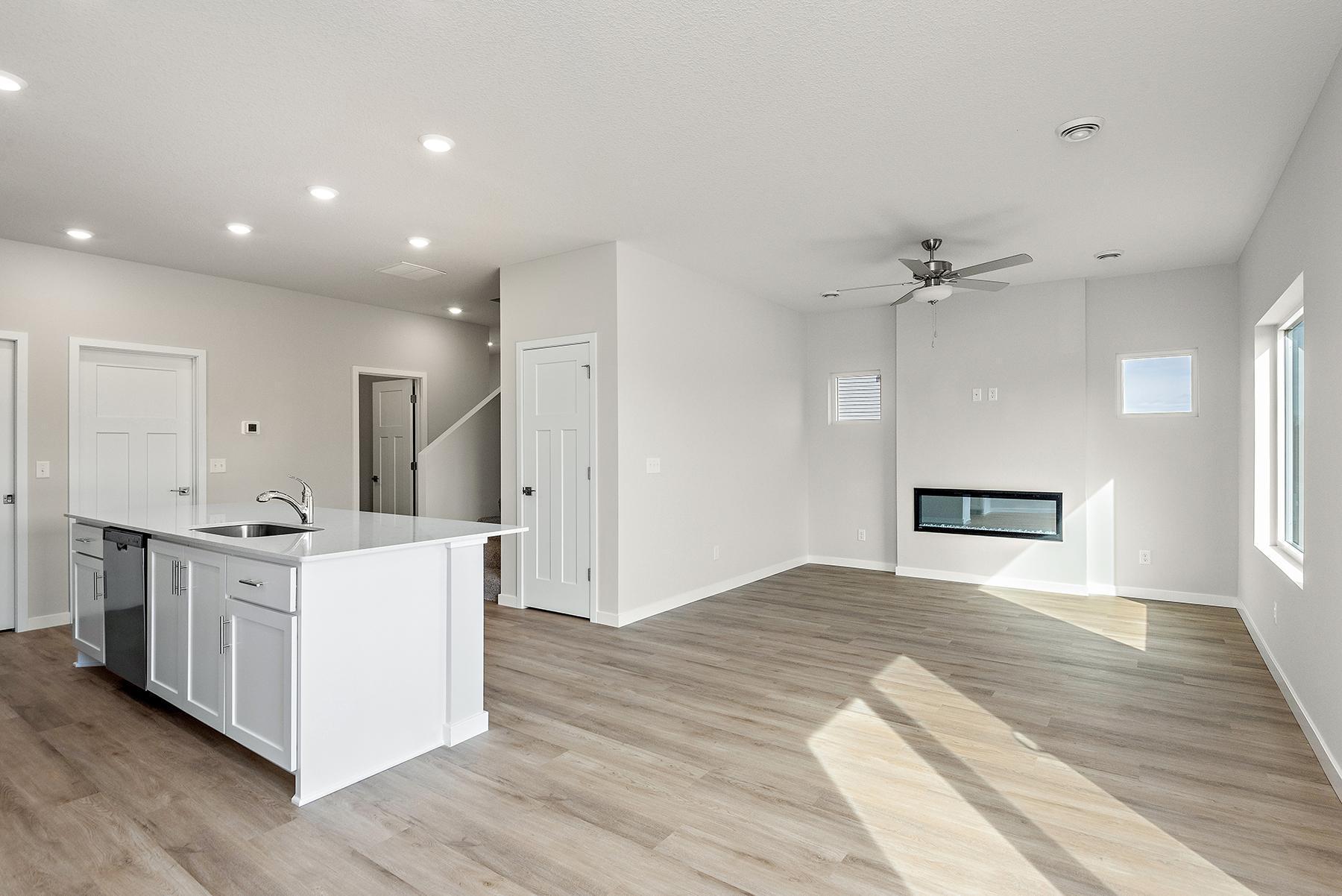 39729 Fallbrook Avenue North Branch, MN 55056 - Photo 7 of 24