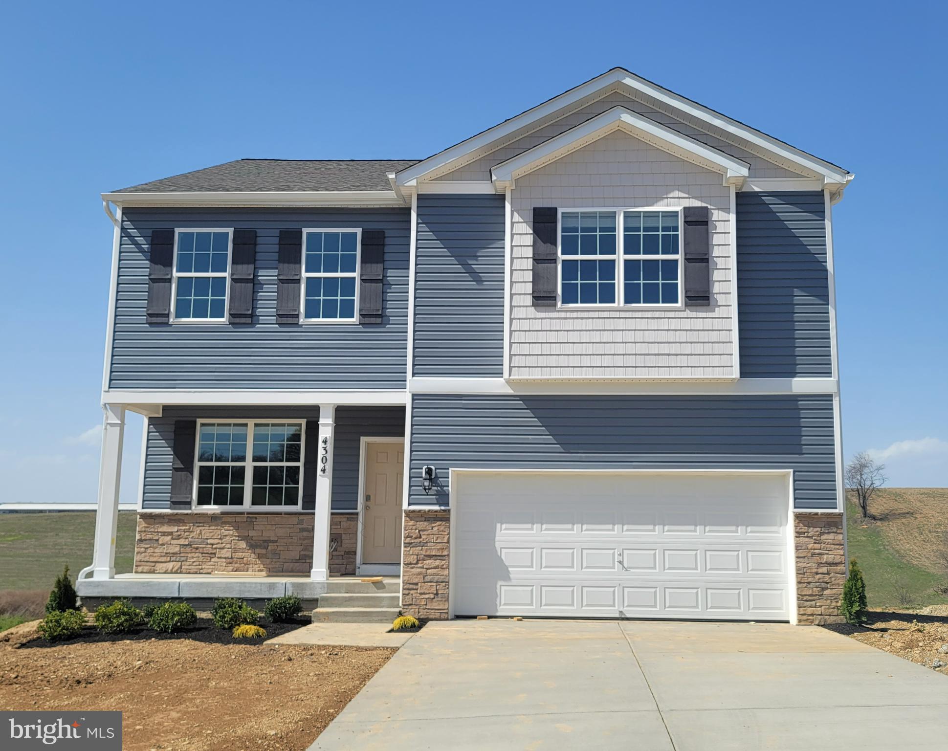 4304 Brent Dr Spring Grove Pa Spring Grove, PA 17362 - Photo 1 of 24