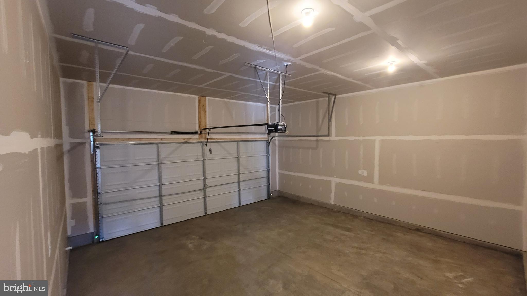 4304 Brent Dr Spring Grove Pa Spring Grove, PA 17362 - Photo 11 of 24