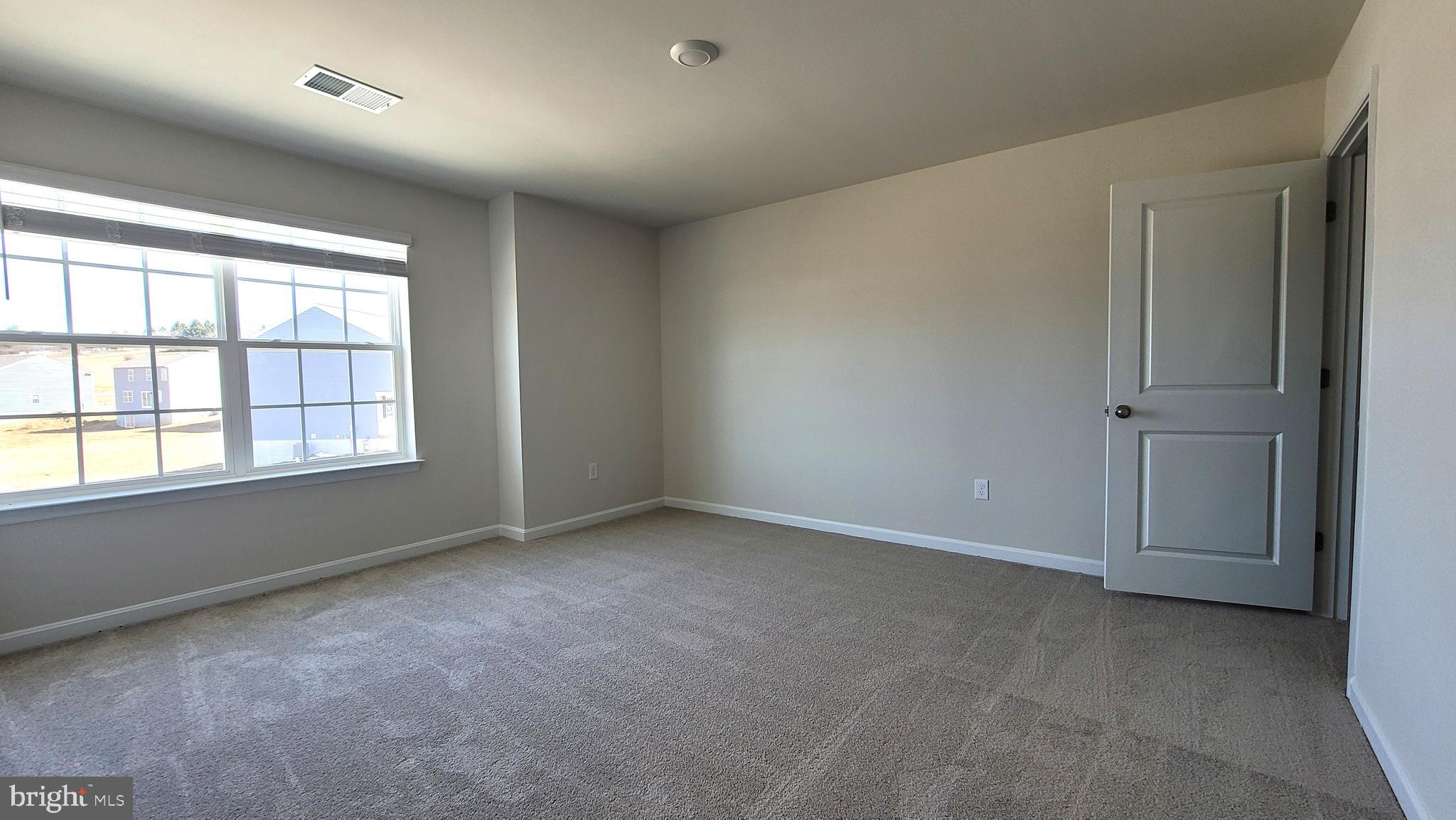 4304 Brent Dr Spring Grove Pa Spring Grove, PA 17362 - Photo 2 of 24