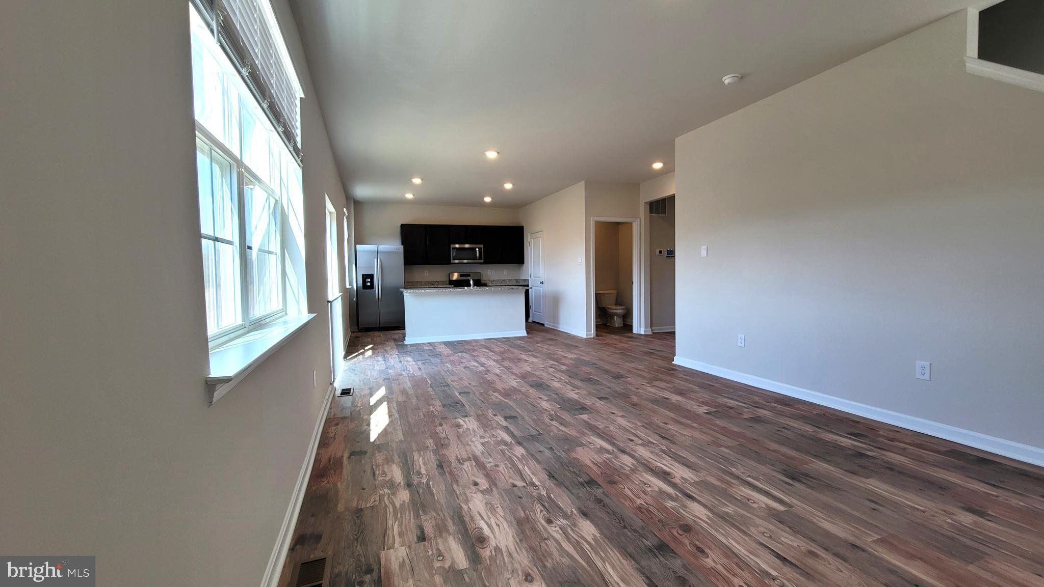 4304 Brent Dr Spring Grove Pa Spring Grove, PA 17362 - Photo 7 of 24