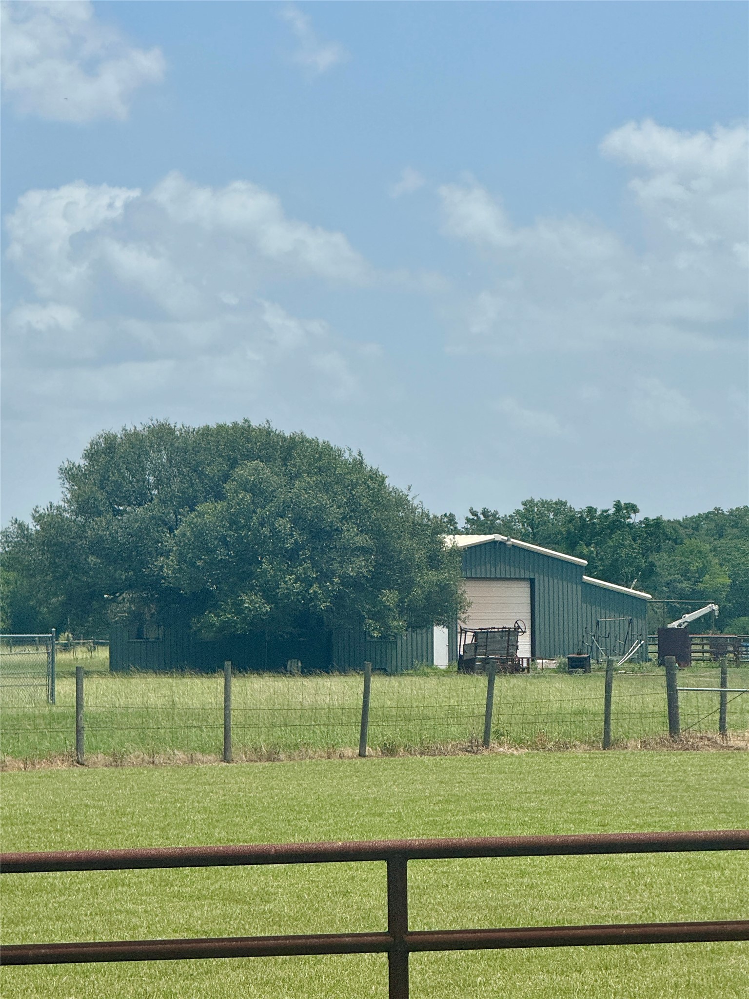 21926 1887 Farm Hempstead, TX 77445 - Photo 22 of 23 Barn