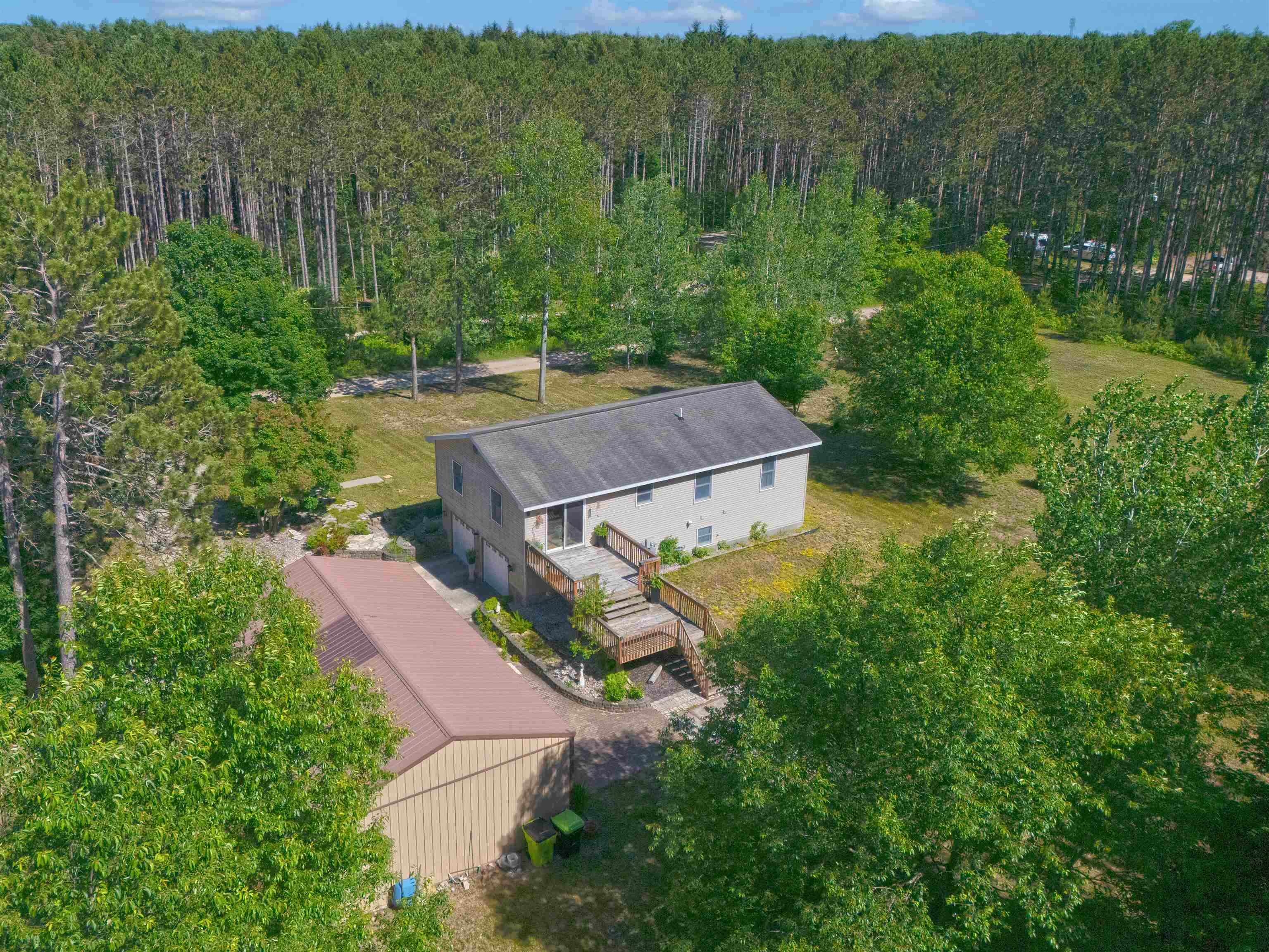 10705 Thiel Road Traverse City, MI 49685 - Photo 19 of 22
