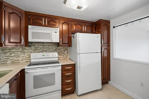 $595,000 | 3101 New Mexico Avenue Northwest, Unit 817, Washington, DC 20016