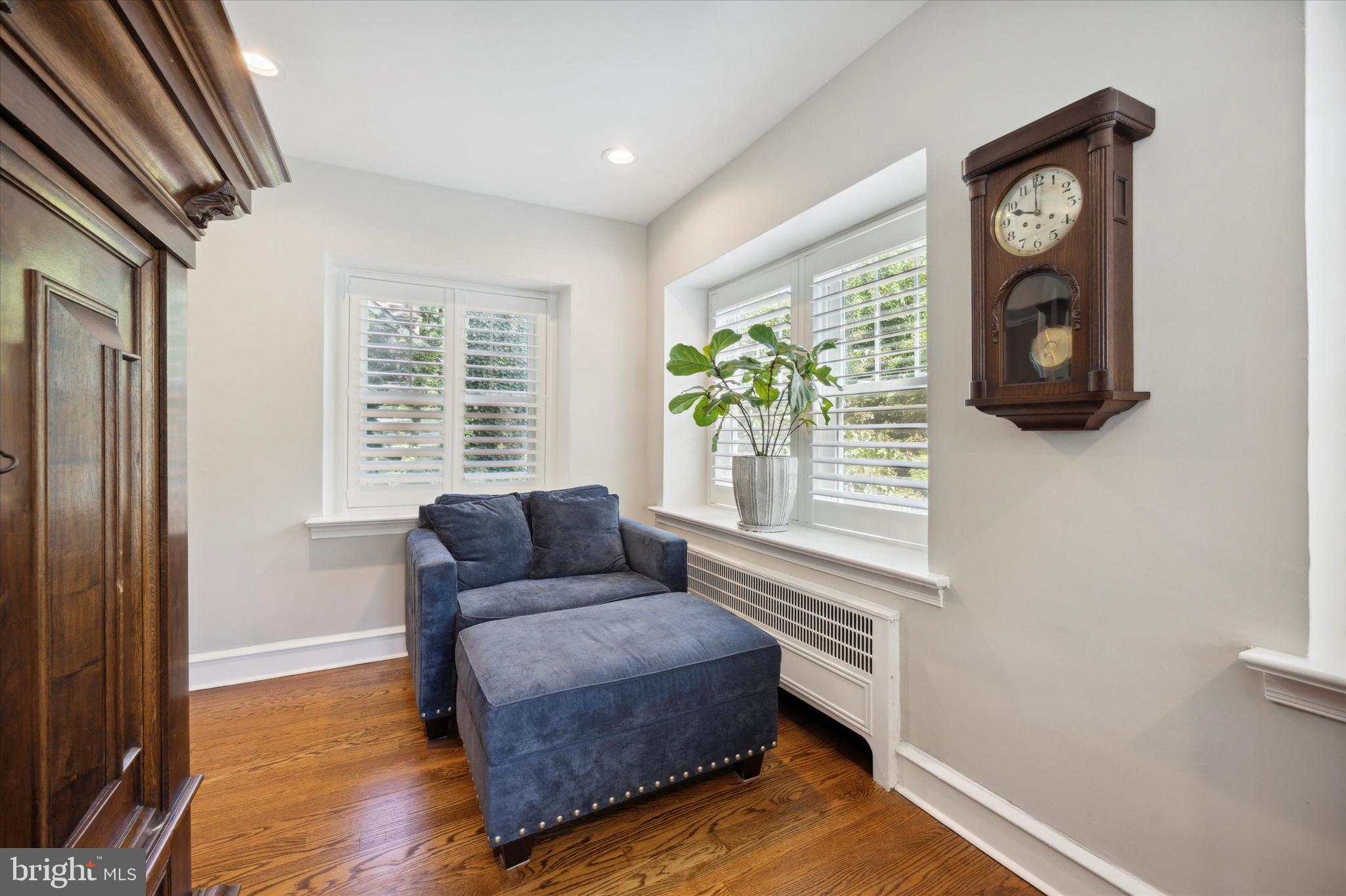 507 Murdoch Road Philadelphia, PA 19119 - Photo 11 of 51 Sunroom/Office