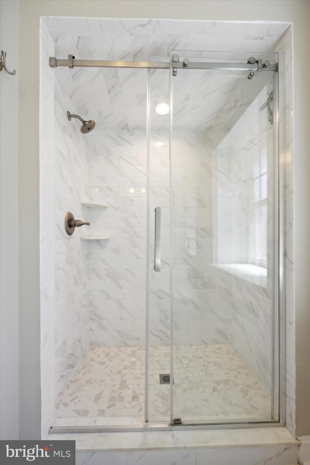 507 Murdoch Road Philadelphia, PA 19119 - Photo 32 of 51 Primary Bathroom