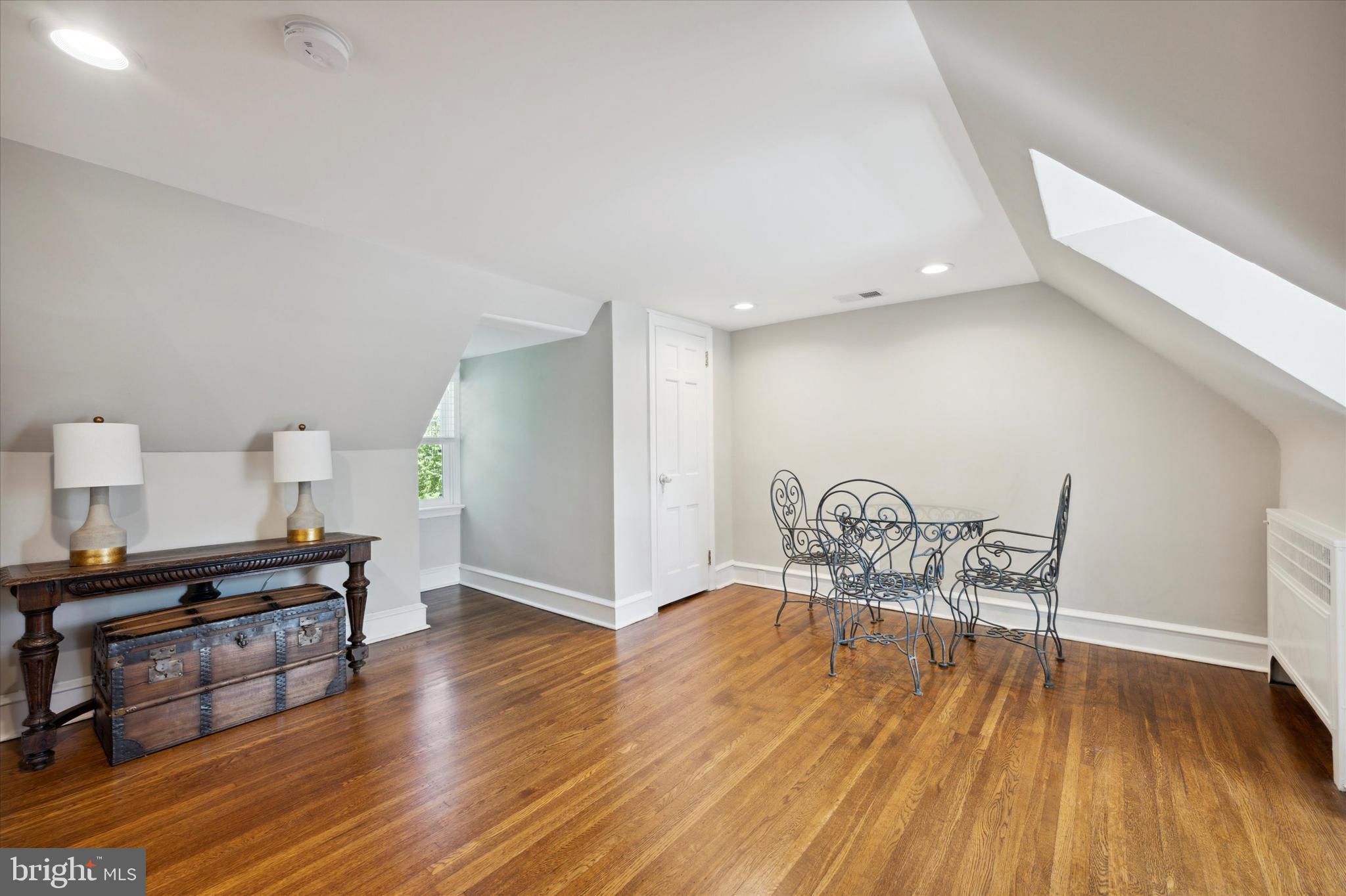 507 Murdoch Road Philadelphia, PA 19119 - Photo 37 of 51 Bedroom #5