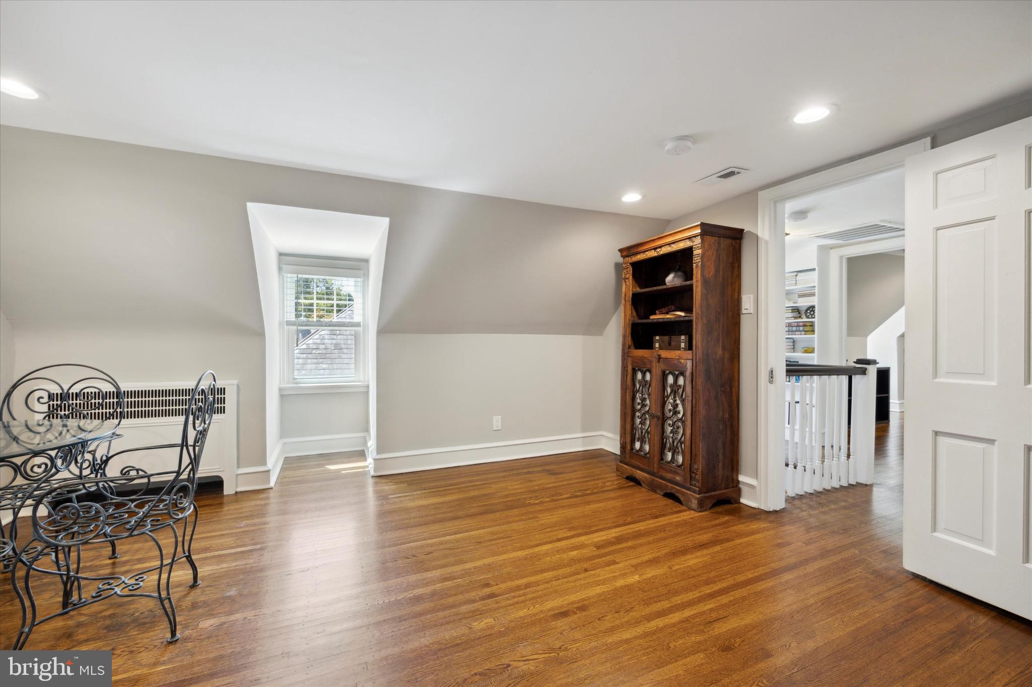 507 Murdoch Road Philadelphia, PA 19119 - Photo 38 of 51 Bedroom #5