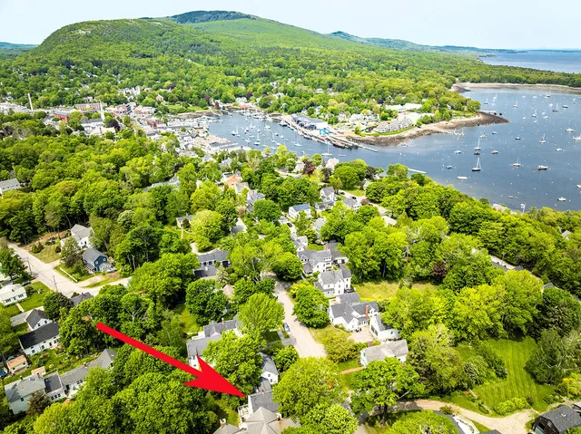 $750,000 | 99 Chestnut Street, Camden, ME 04843