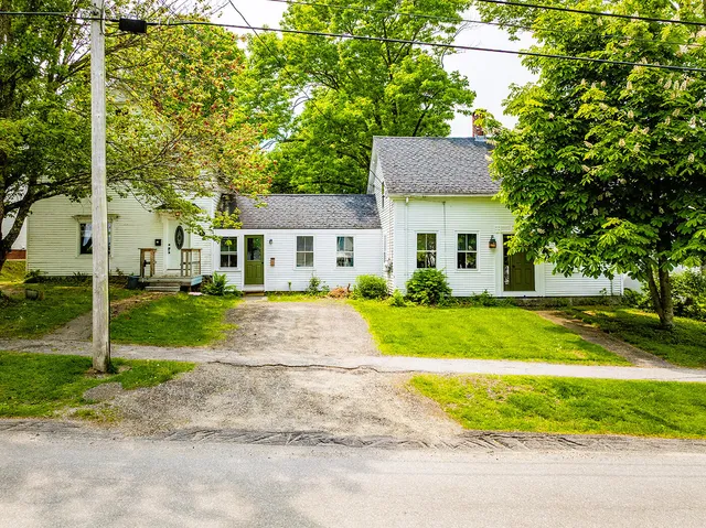 $750,000 | 99 Chestnut Street, Camden, ME 04843