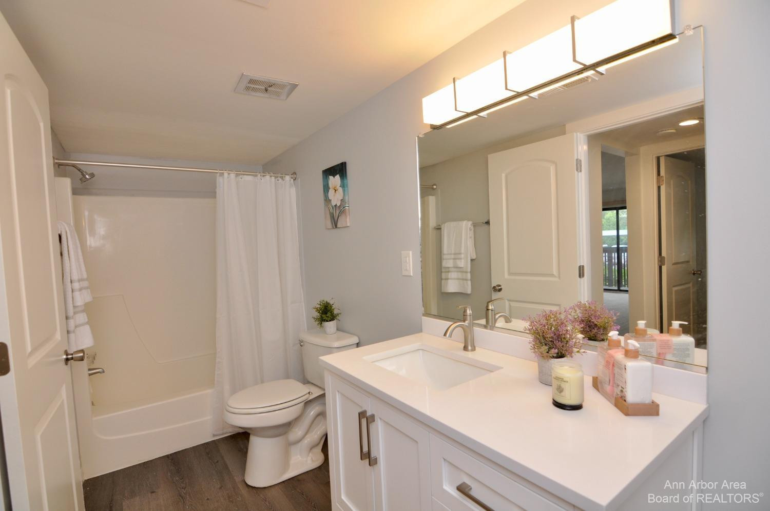 1235 South Maple Road Ann Arbor, MI 48103 - Photo 24 of 32 Photo 24