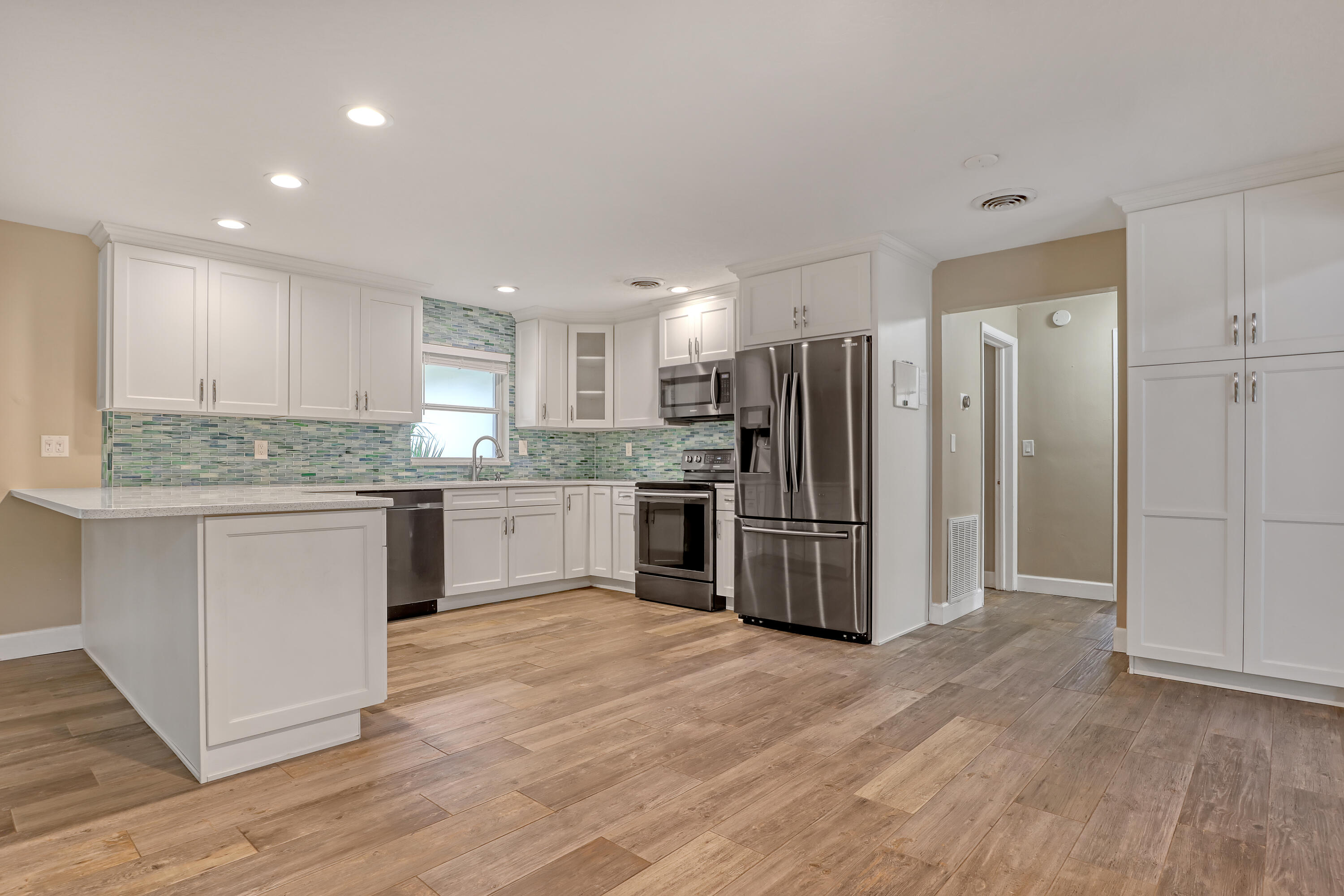 355 Brewster Road Indialantic, FL 32903 - Photo 12 of 47 80- Kitchen