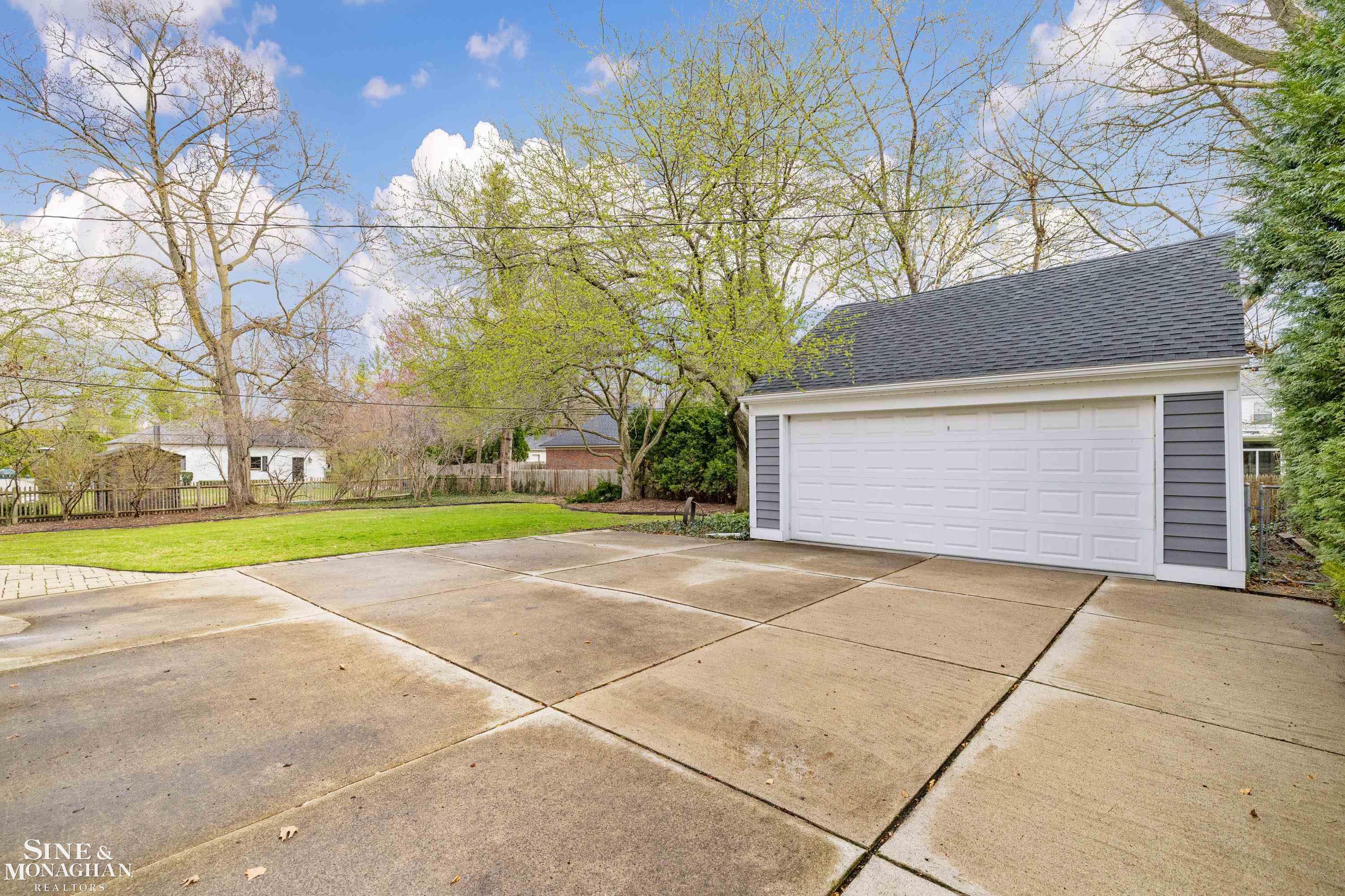 424 Washington Road Grosse Pointe, MI 48230 - Photo 52 of 80 50171831-b37b768f-4792-4287-9390-bab7f9fbdbb1.JPG