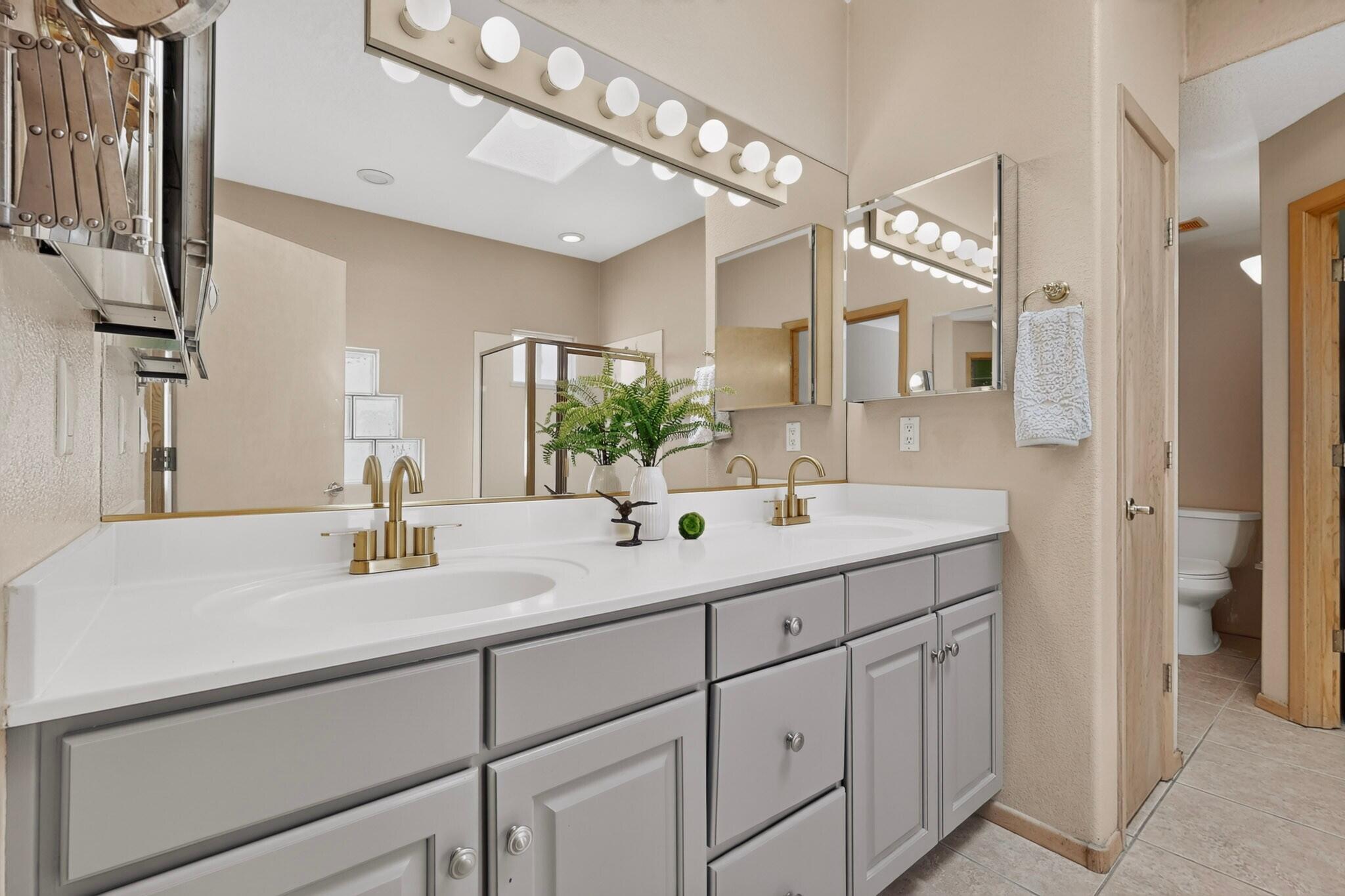 6412 Chaco Ridge Place Northeast Albuquerque, NM 87111 - Photo 20 of 48 Gallery Image 20