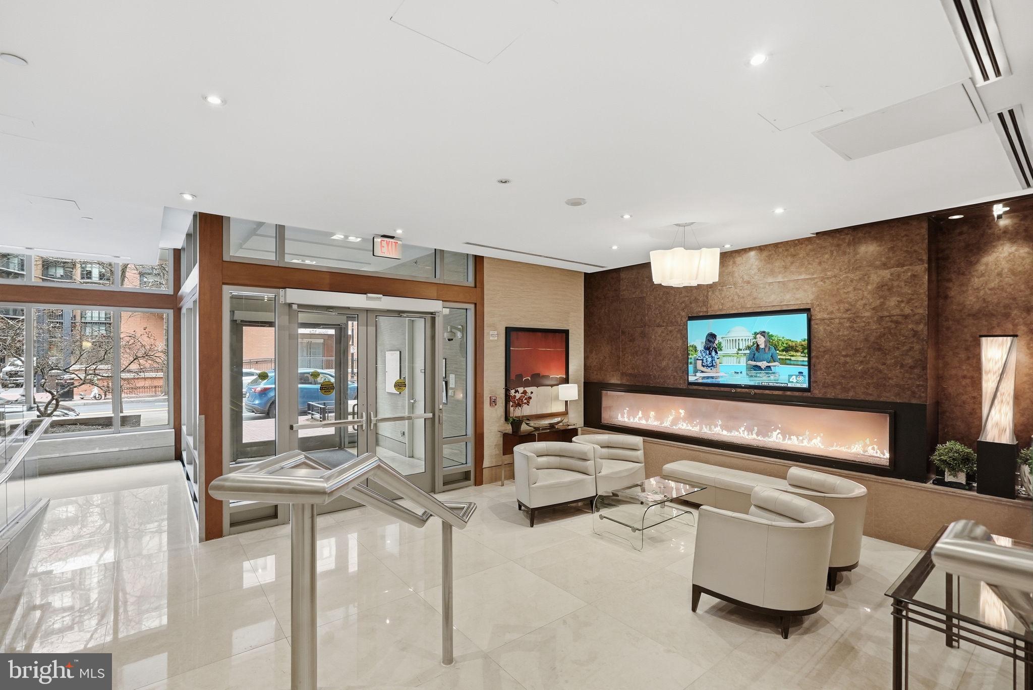 811 4th Street Northwest, Unit 805 Washington, DC 20001 - Photo 23 of 26 Welcoming Lobby with 24 Hour Concierge