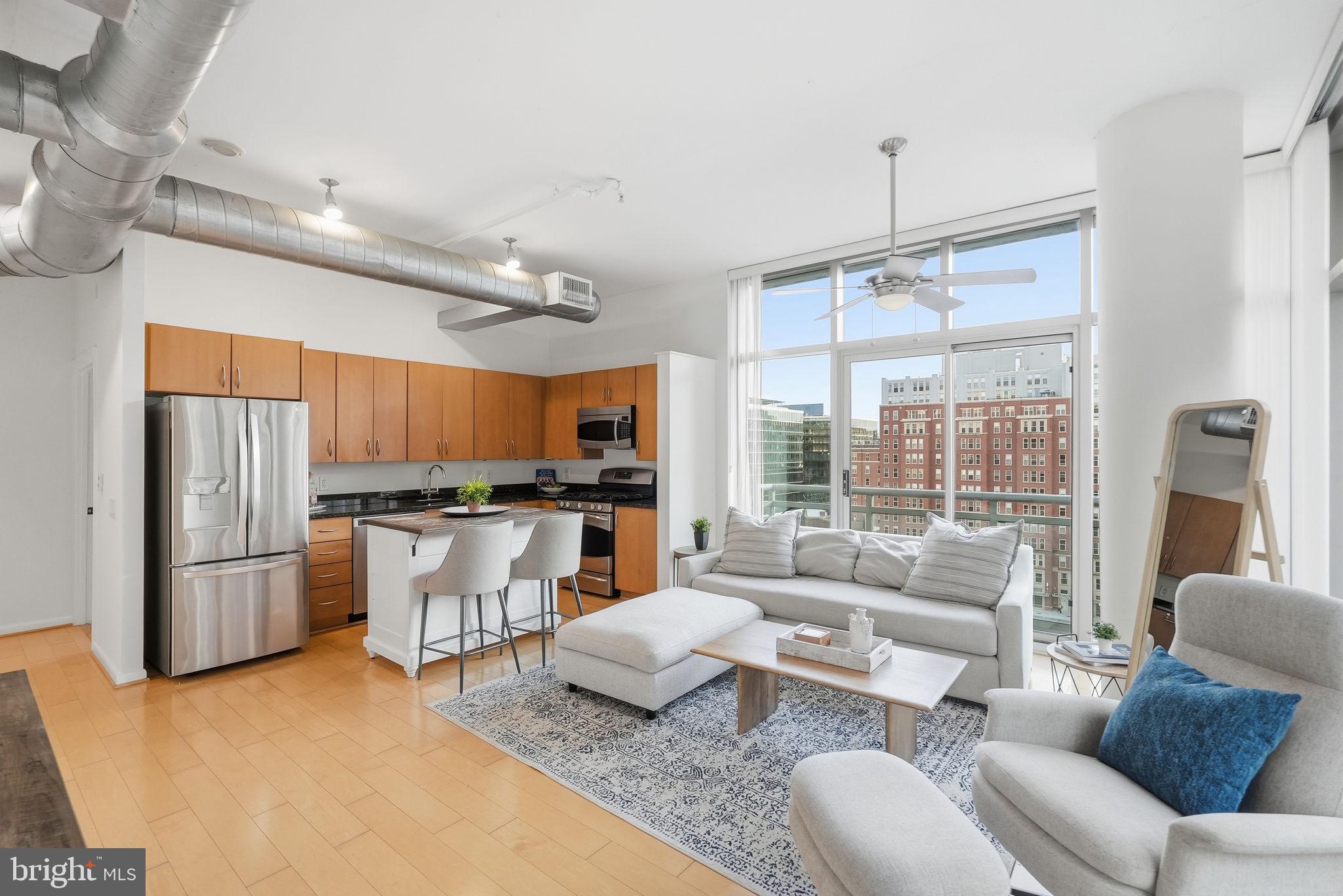 811 4th Street Northwest, Unit 805 Washington, DC 20001 - Photo 5 of 26 Sun filled Open Concept Living