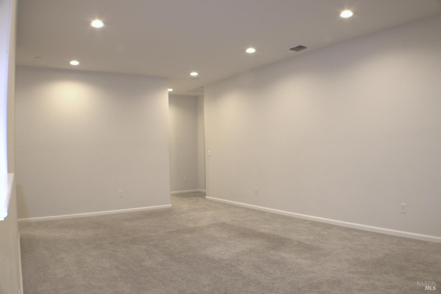 5005 King Place Rohnert Park, CA 94928 - Photo 17 of 33