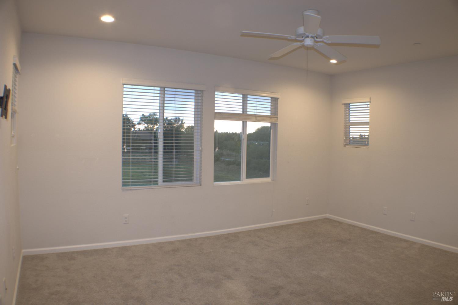 5005 King Place Rohnert Park, CA 94928 - Photo 26 of 33