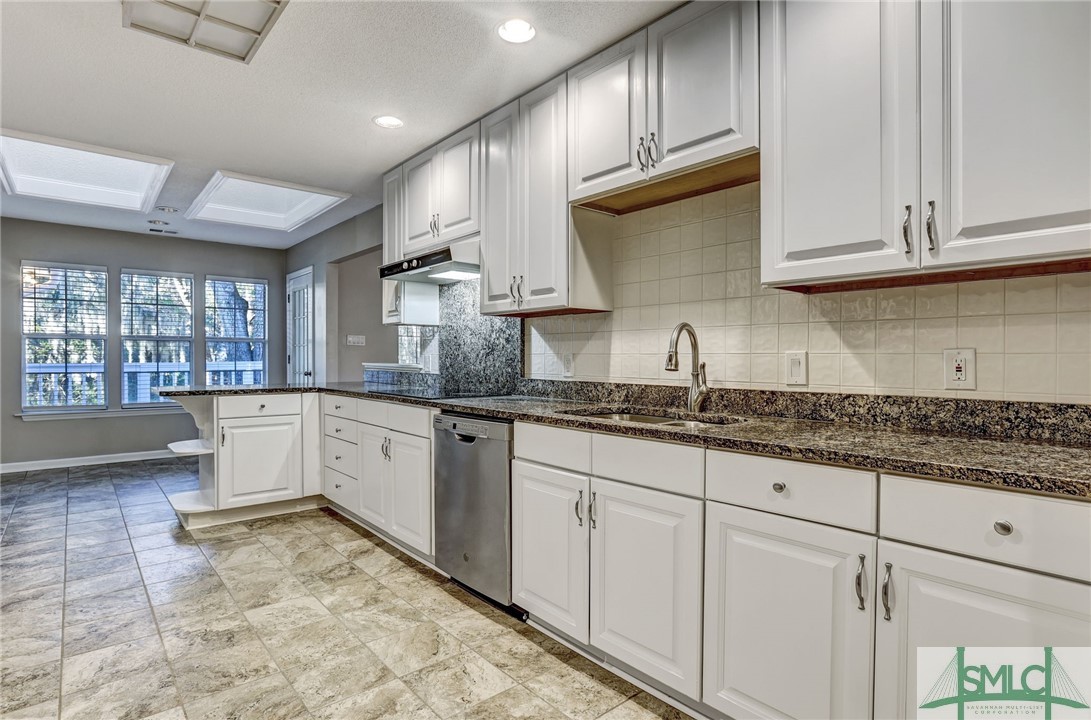 1319 Walthour Road Savannah, GA 31410 - Photo 14 of 42