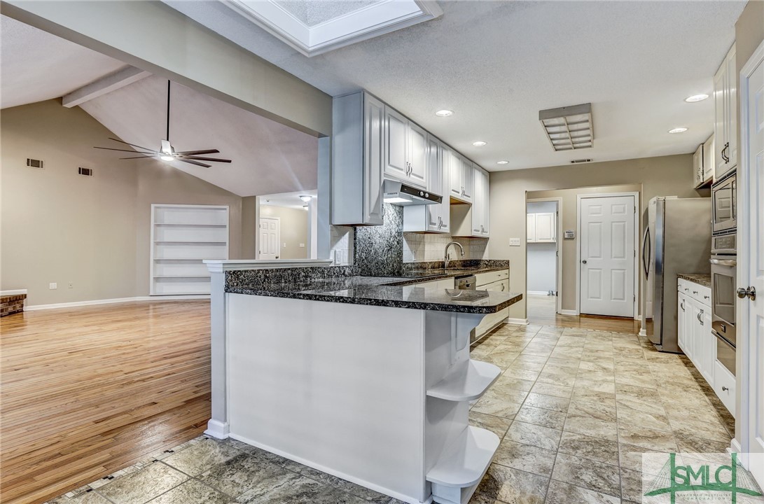 1319 Walthour Road Savannah, GA 31410 - Photo 16 of 42