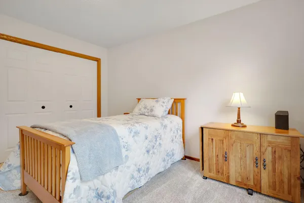 $214,900 | 1827 County Road E East, Unit 18, White Bear Lake, MN 55110
