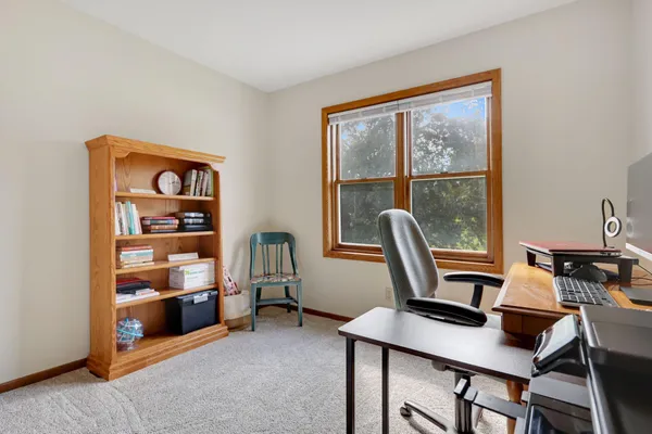$214,900 | 1827 County Road E East, Unit 18, White Bear Lake, MN 55110