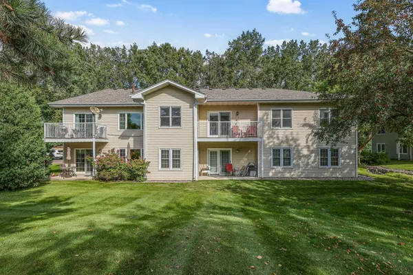 $214,900 | 1827 County Road E East, Unit 18, White Bear Lake, MN 55110