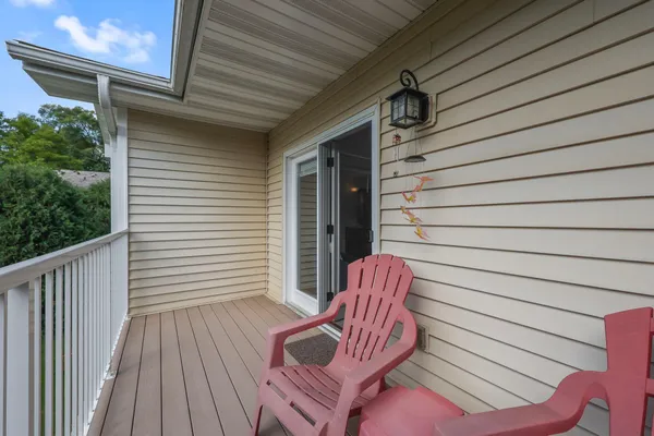 $214,900 | 1827 County Road E East, Unit 18, White Bear Lake, MN 55110