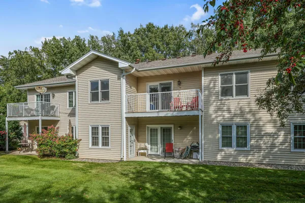 $214,900 | 1827 County Road E East, Unit 18, White Bear Lake, MN 55110