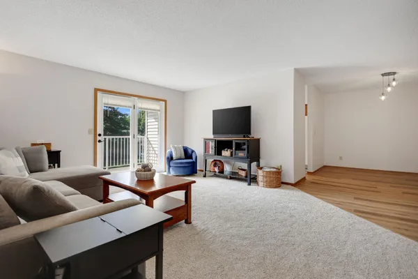$214,900 | 1827 County Road E East, Unit 18, White Bear Lake, MN 55110