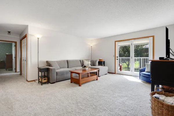 $214,900 | 1827 County Road E East, Unit 18, White Bear Lake, MN 55110