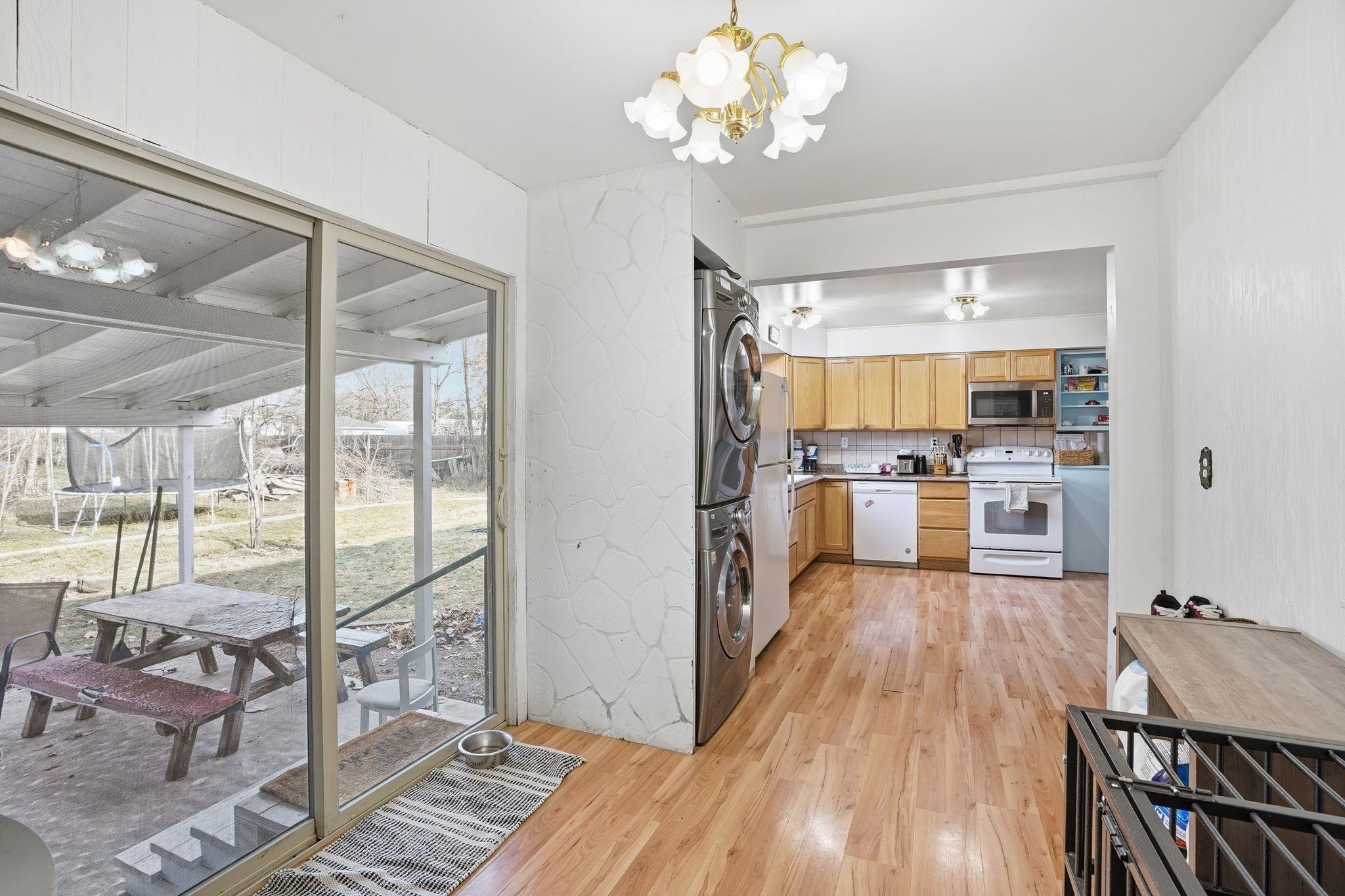 18519 East Sharp Avenue Spokane Valley, WA 99016 - Photo 14 of 27