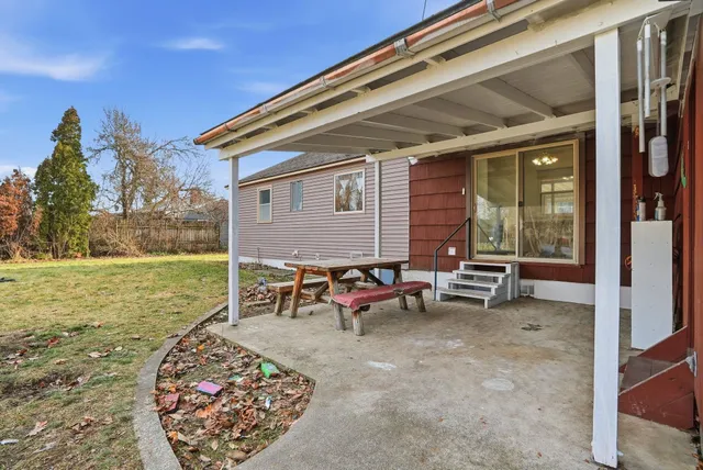 $295,000 | 18519 East Sharp Avenue, Spokane Valley, WA 99016