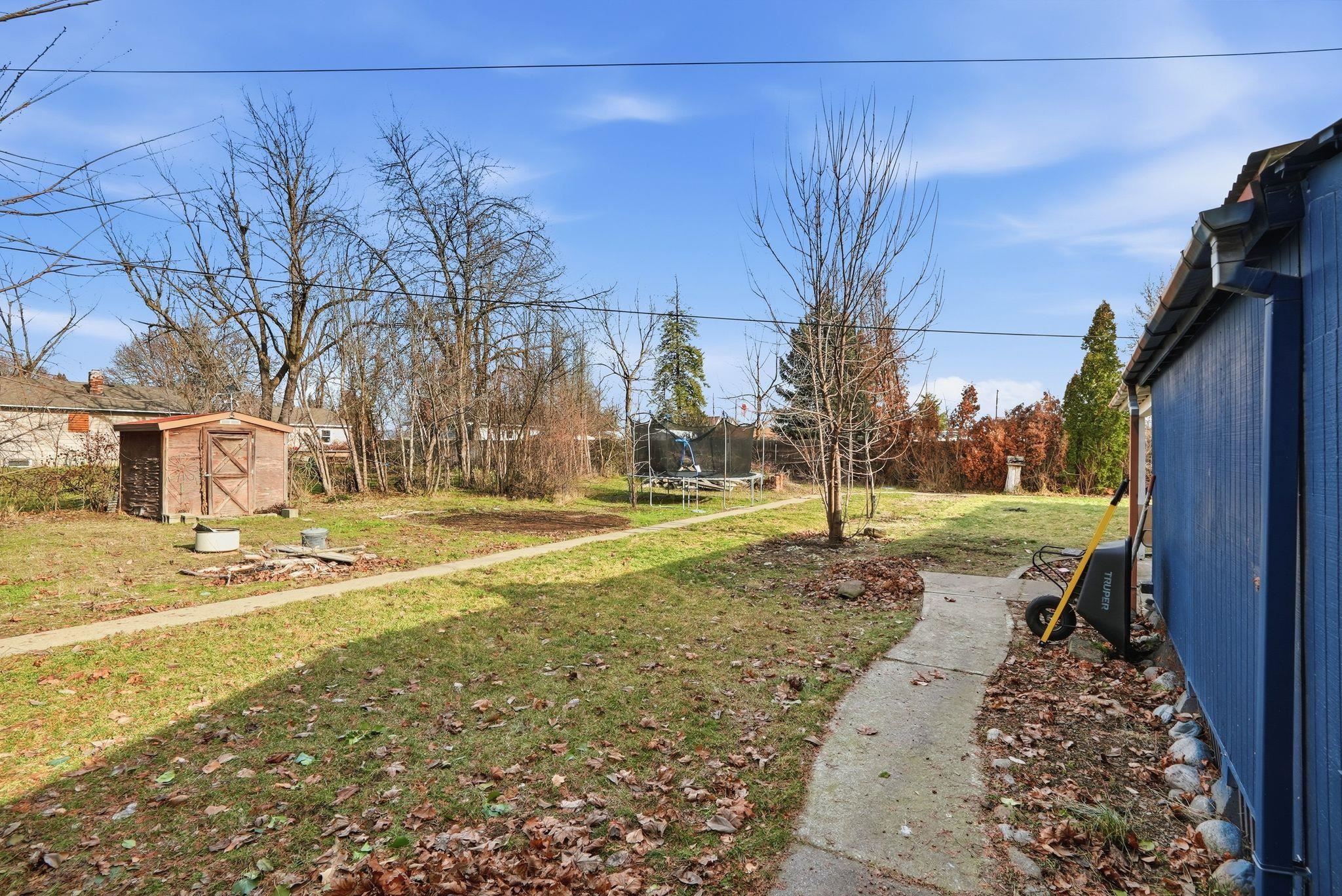 18519 East Sharp Avenue Spokane Valley, WA 99016 - Photo 21 of 27