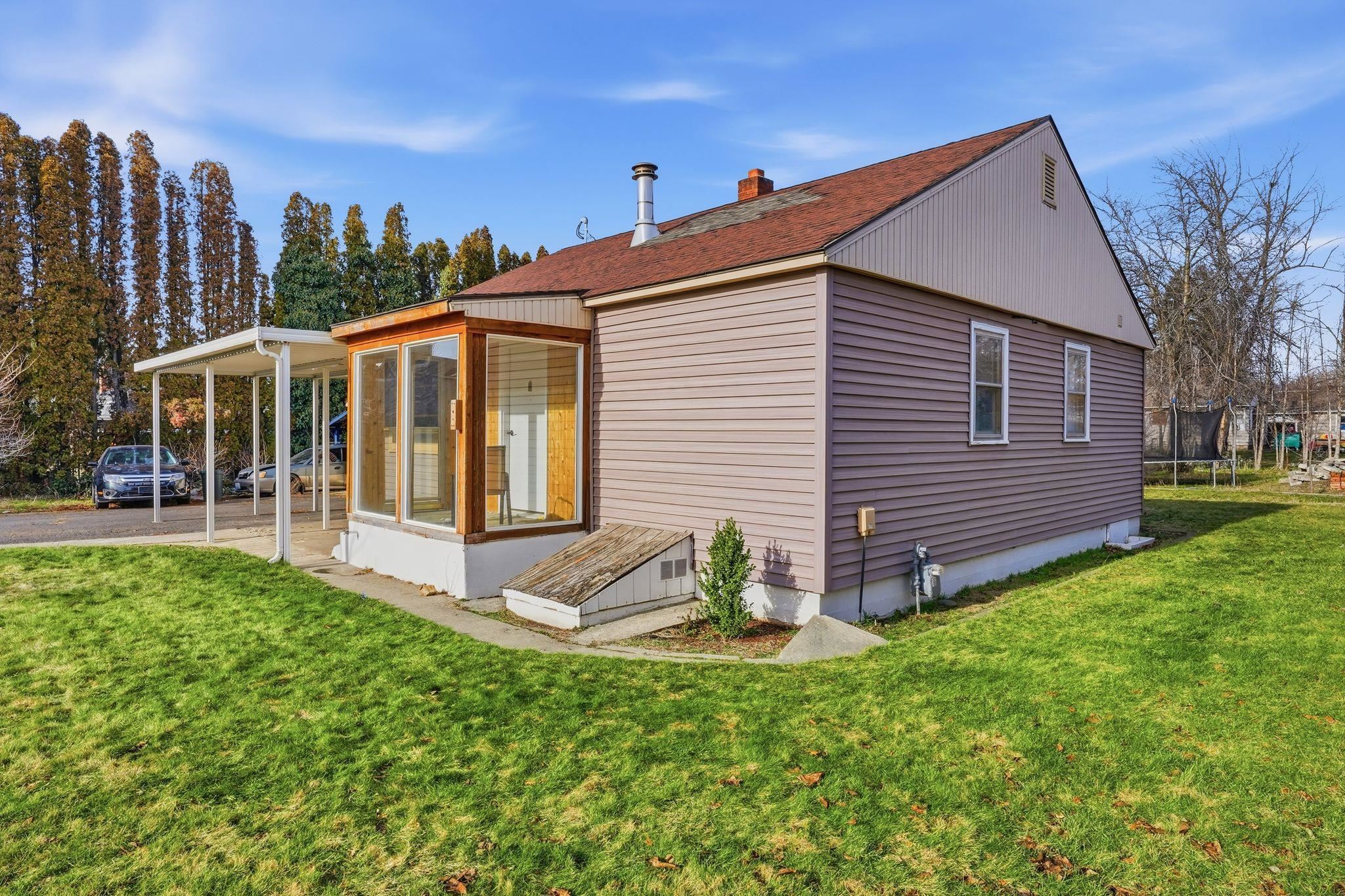 18519 East Sharp Avenue Spokane Valley, WA 99016 - Photo 4 of 27