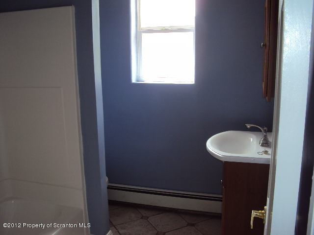 63 Green Grove Road Scott Township, PA 18447 - Photo 13 of 22 Gallery Image 13