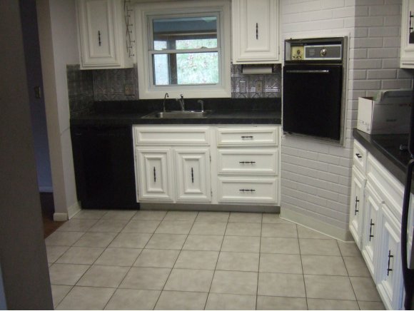 940 Zeggert Road Endicott, NY 13760 - Photo 3 of 10 Gallery Image 3
