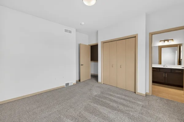 $325,000 | 2816 No Oaks, Madison, WI 53711