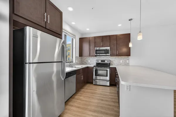 $325,000 | 2816 No Oaks, Madison, WI 53711