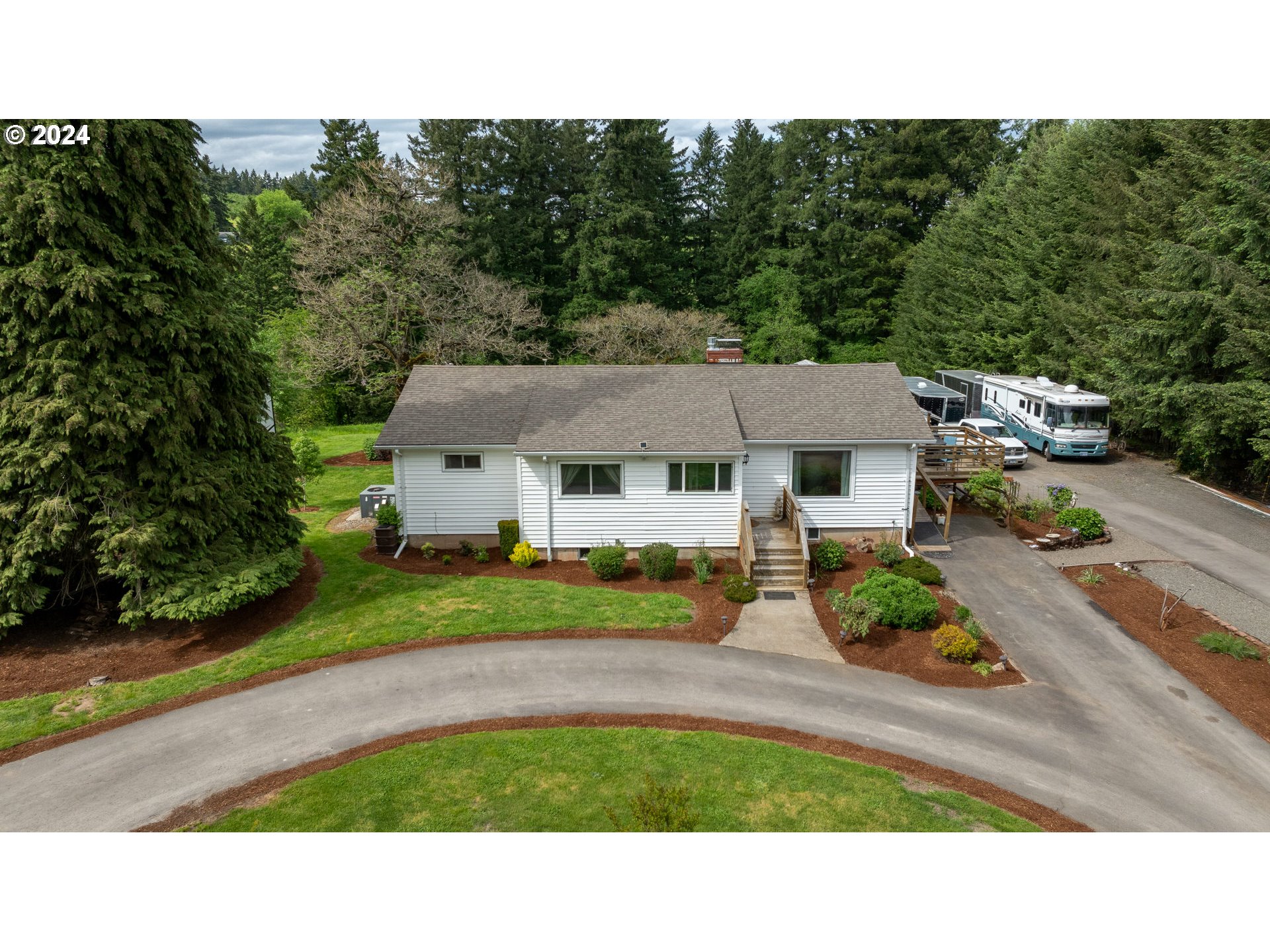 26130 Southwest Chehalem Station Road Sherwood, OR 97140 - Photo 30 of 45 Front Yard
