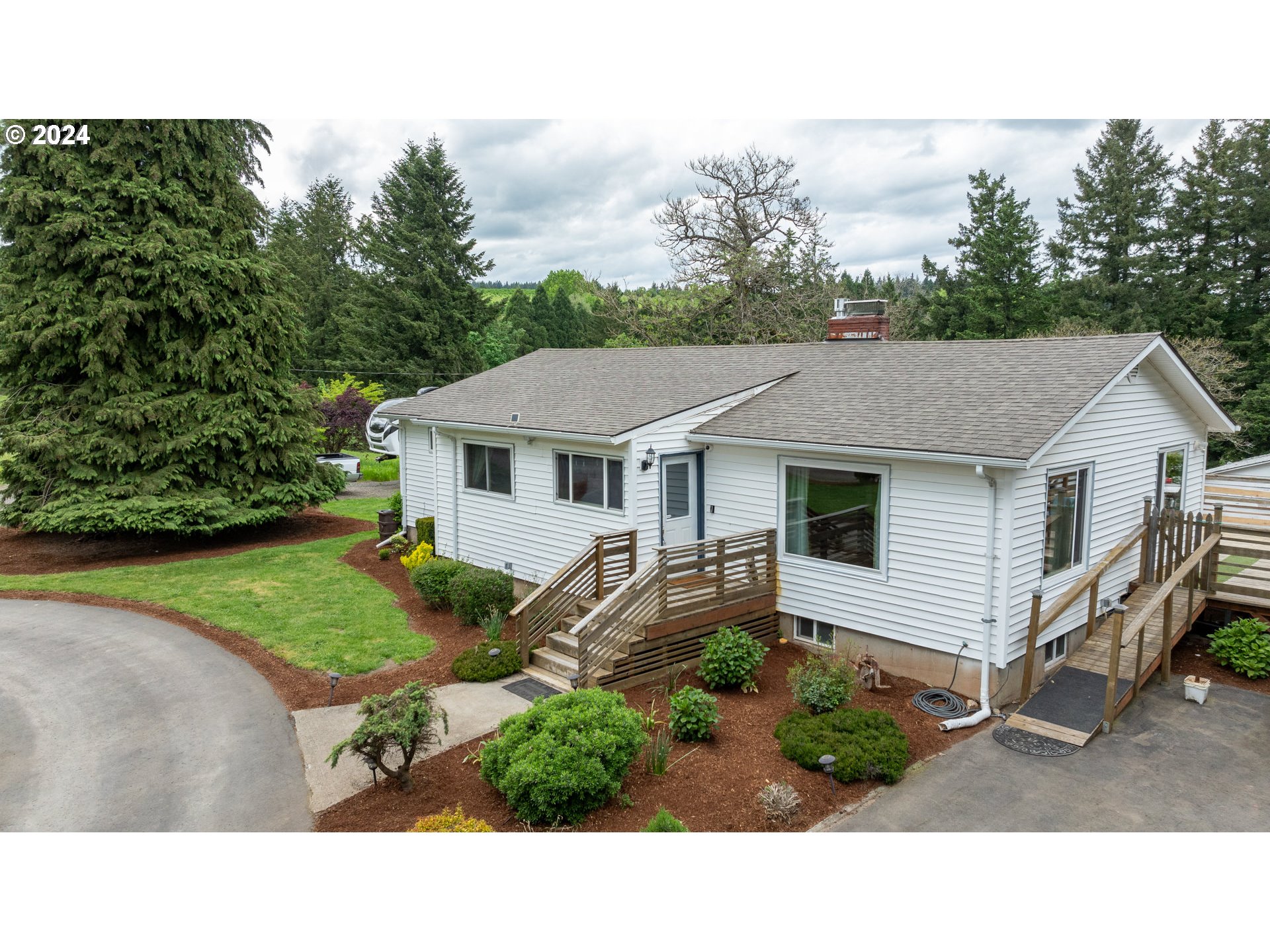 26130 Southwest Chehalem Station Road Sherwood, OR 97140 - Photo 3 of 45 Exterior
