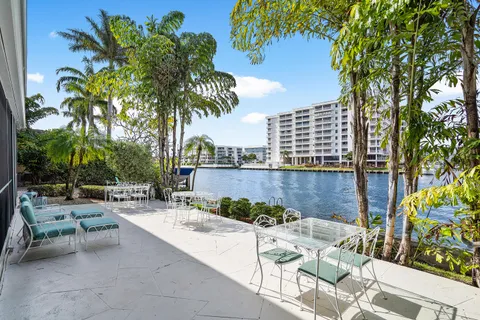$2,650,000 | 4313 Trade Winds Avenue West, Unit 12, Lauderdale-by-the-Sea, FL 33308