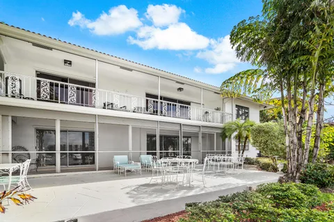 $2,650,000 | 4313 Trade Winds Avenue West, Unit 12, Lauderdale-by-the-Sea, FL 33308
