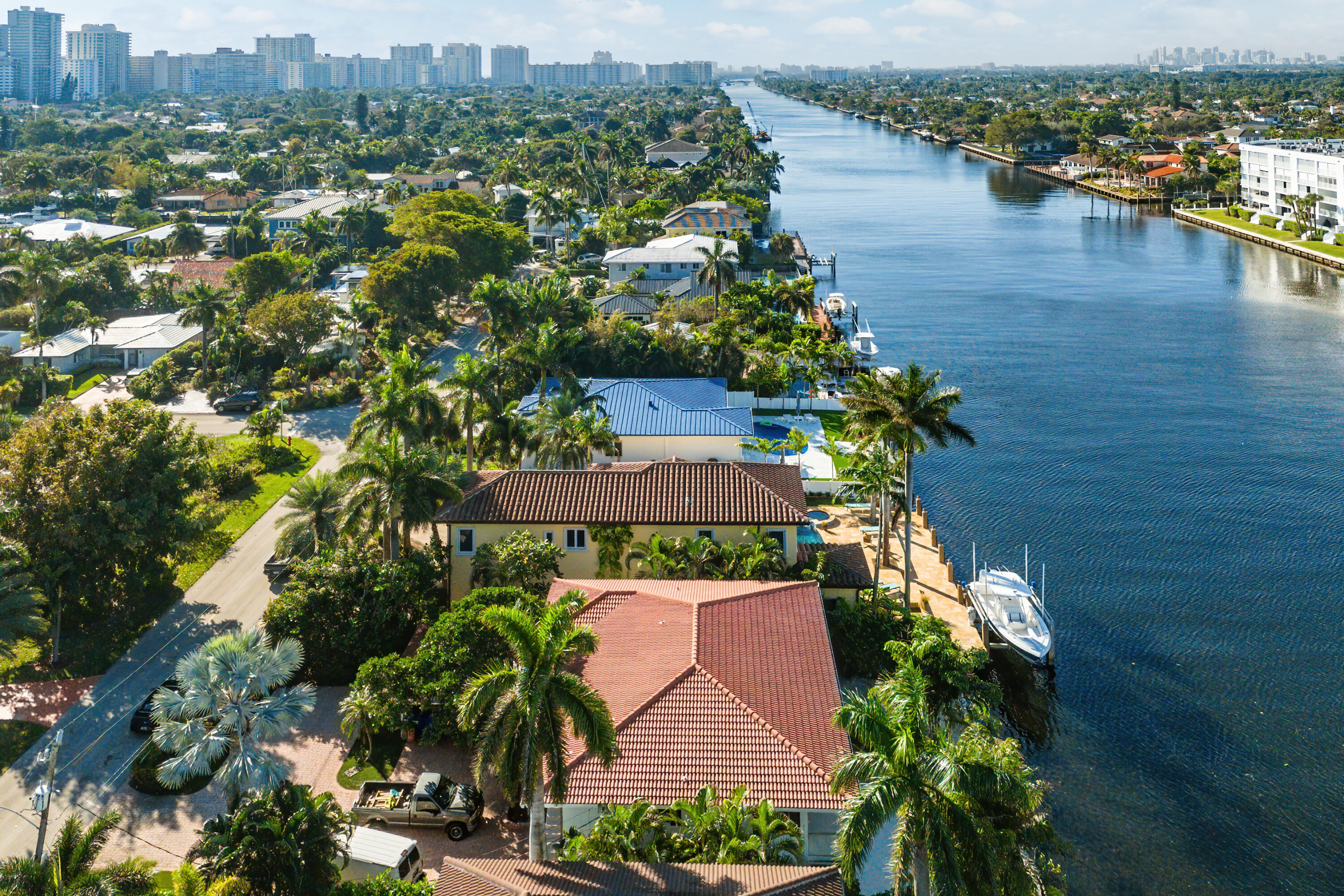 4313 Trade Winds Avenue West, Unit 12 Lauderdale-by-the-Sea, FL 33308 - Photo 4 of 76 018-4313TradeWindsAvenueWest-Lauderdaleb